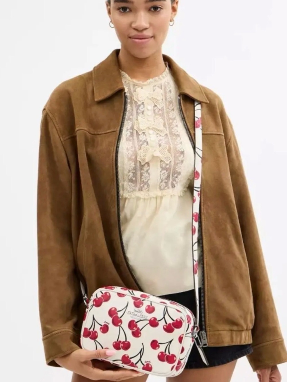 COACH Jamie Camera Bag With Cherry Print In Smooth Leather In Chalk Colorway GUC - Picture 13 of 13